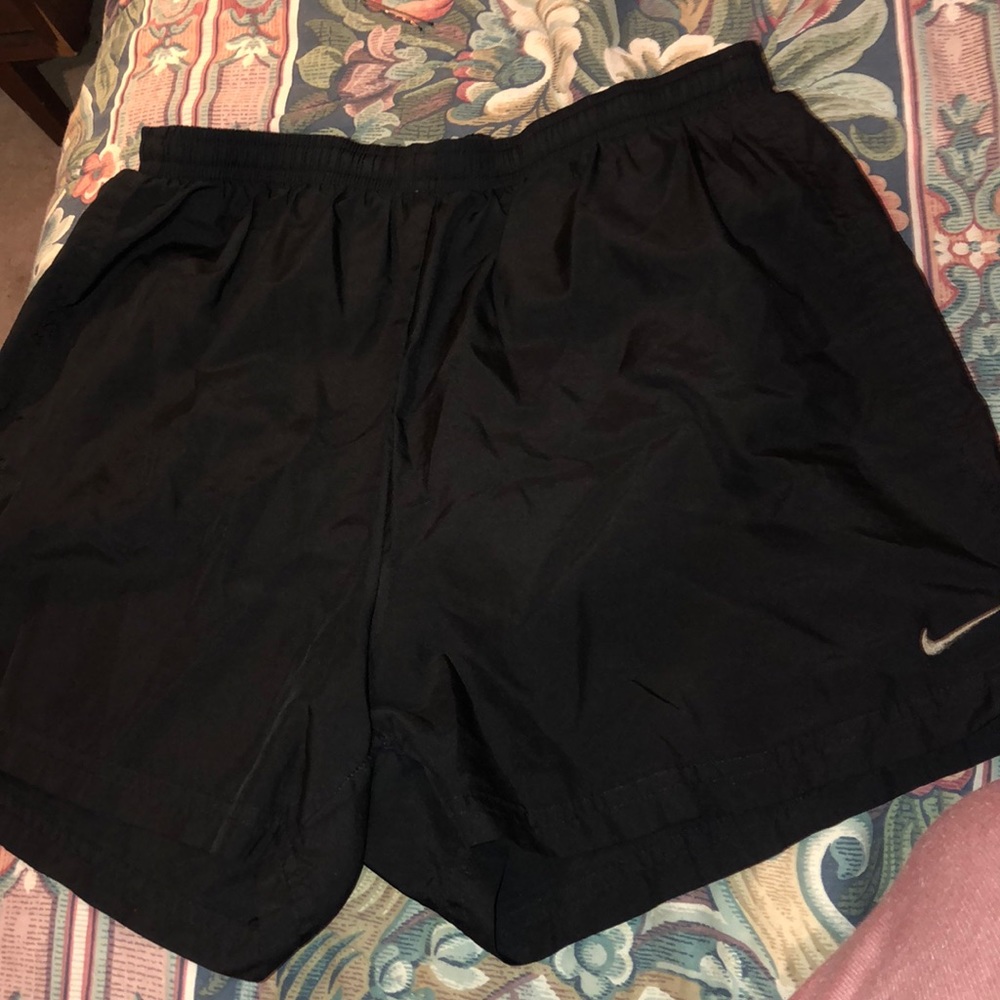 nike black windbreaker like exercise shorts